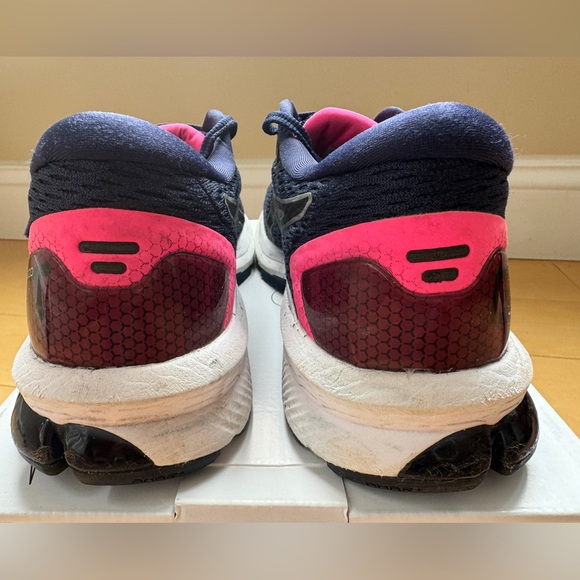 Asics GT-1000 9 Womens Running Shoes - Women’s Size 8.5 Sneakers - Picture 5 of 9